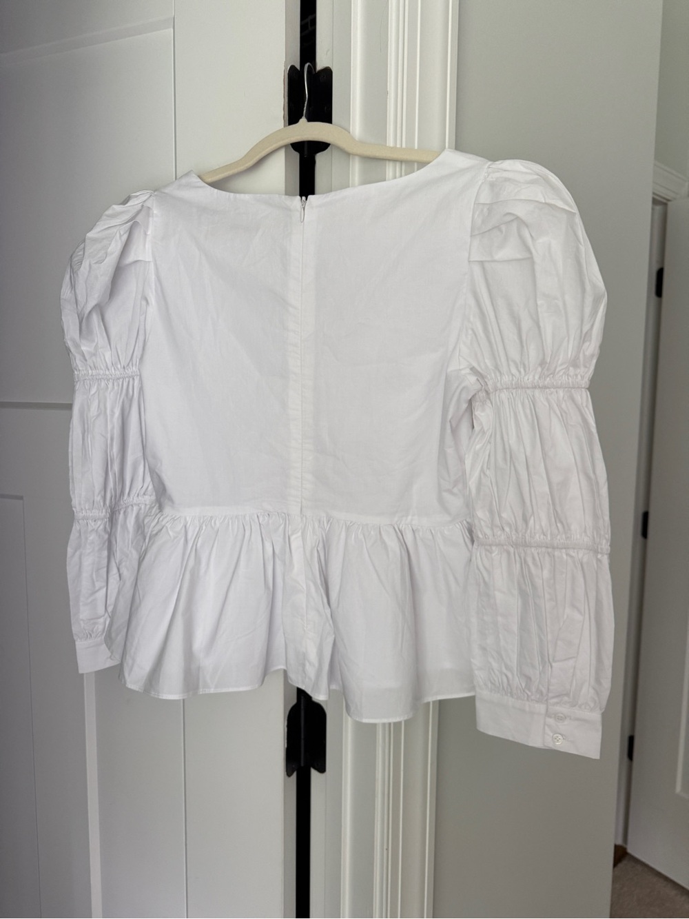 Hyacinth House White Clemons Long Sleeve Puff Blouse Tuckernuck Top - Picture 5 of 5